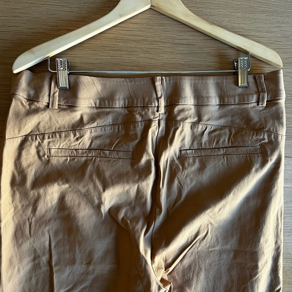 Lane Bryant 4-Season Signature Fit Ankle CORE Dress Pants 18W Tan Slim Trousers - Picture 9 of 10